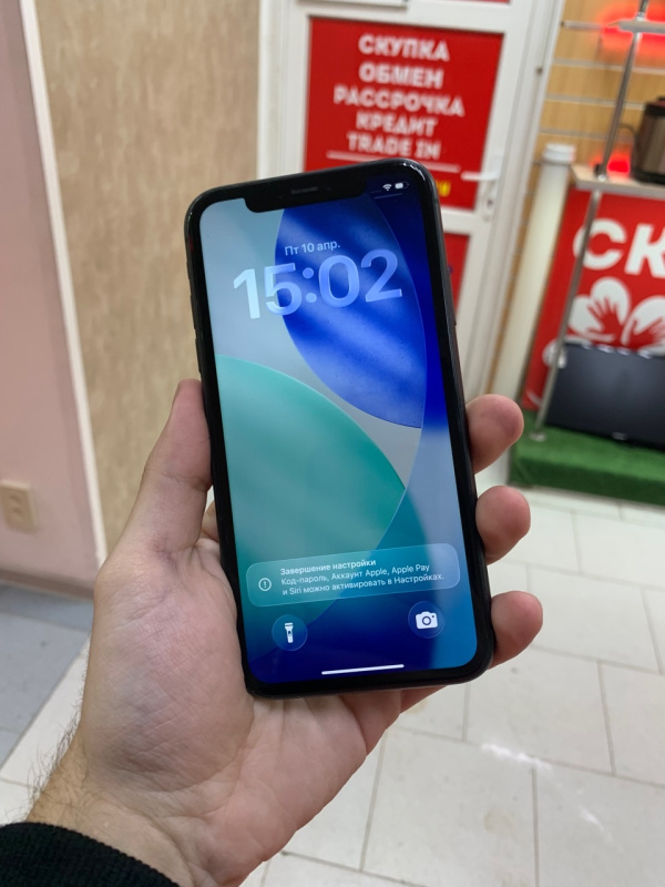 Мобильный телефон Apple iPhone 11