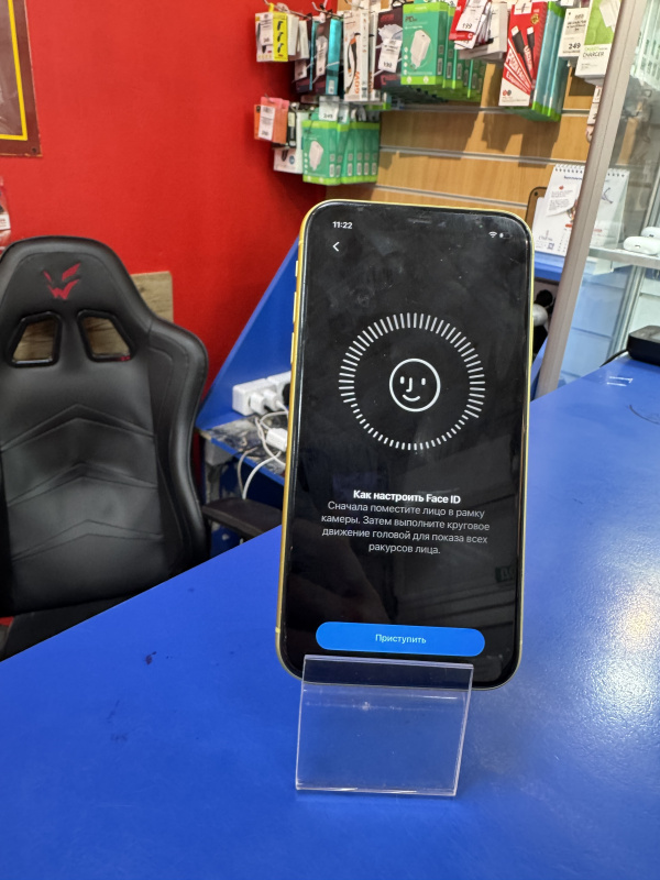 Мобильный телефон Apple iPhone 11