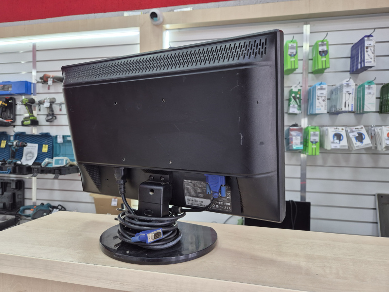 Монитор Philips 192E1