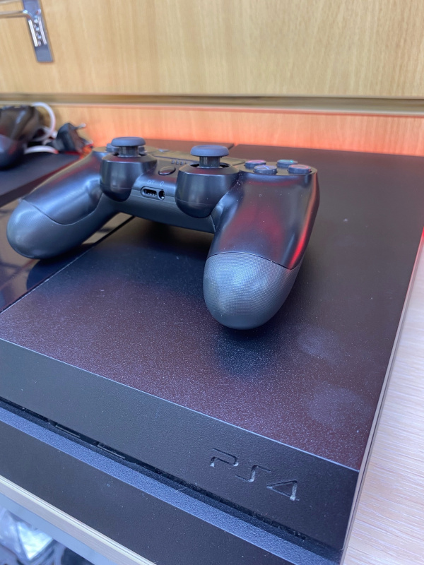 Игровая приставка PlayStation 4 fat 500gb