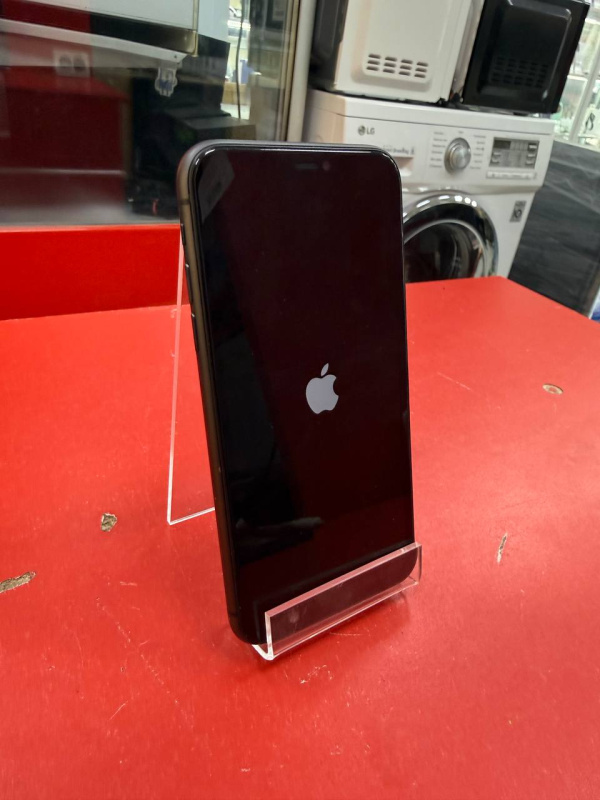 Мобильный телефон Apple iPhone 11