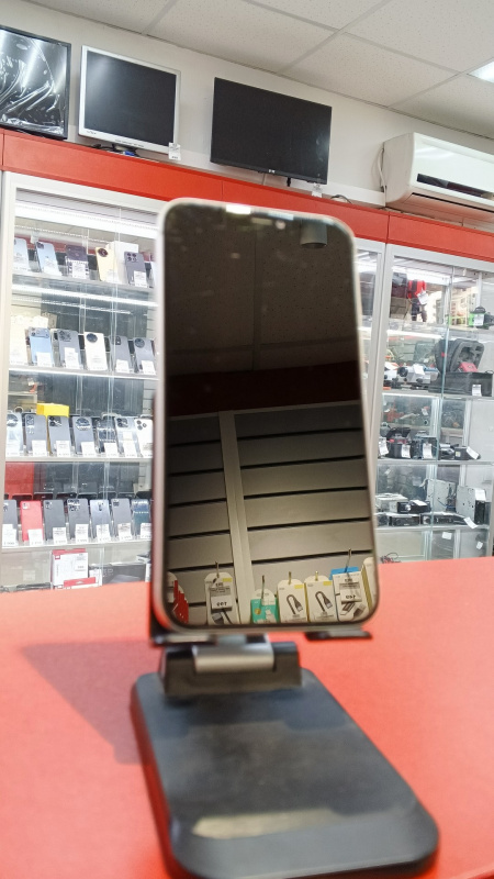 Мобильный телефон Apple iPhone 11