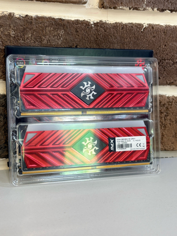 оперативная память  Adata XPG SPECTRIX D41