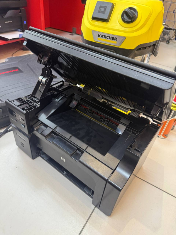 Принтер HP LaserJet M1132 MFP