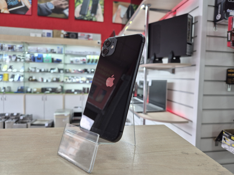 Мобильный телефон Apple iPhone 11